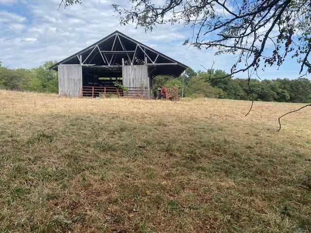 10232 County Road 211-East 76, Ava, MO 65608