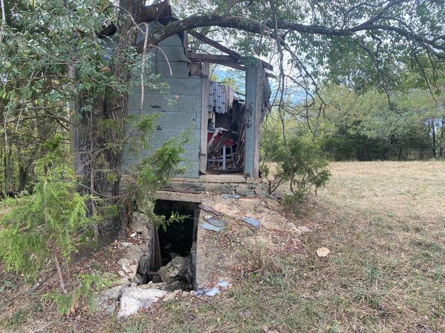 10232 County Road 211-East 76, Ava, MO 65608