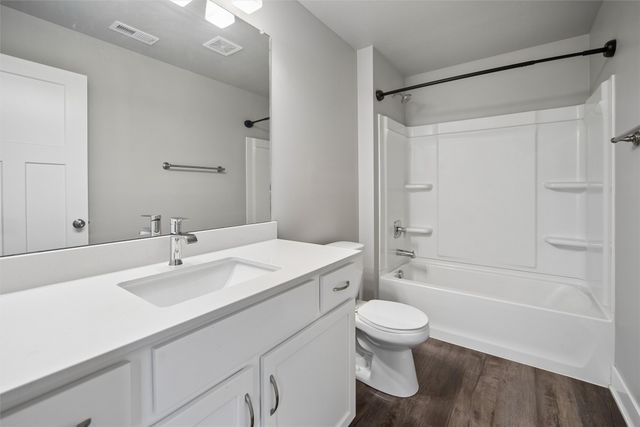 4106 NE Timber Lane, Ankeny, IA 50021