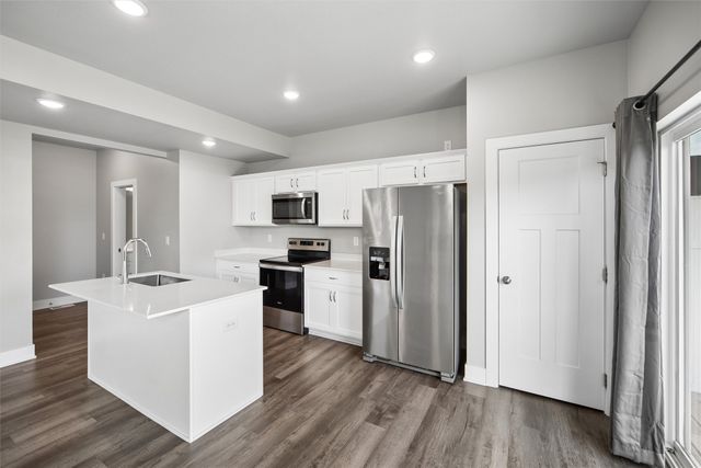 4106 NE Timber Lane, Ankeny, IA 50021