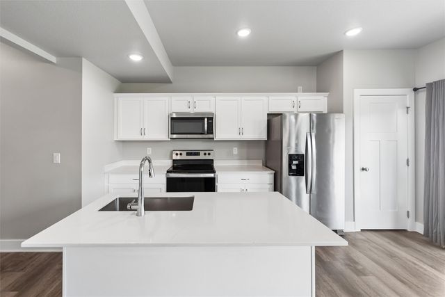 4106 NE Timber Lane, Ankeny, IA 50021