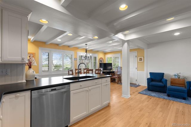 3047 S Holly Place, Denver, CO 80222