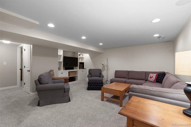 3047 S Holly Place, Denver, CO 80222