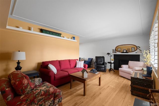 3047 S Holly Place, Denver, CO 80222