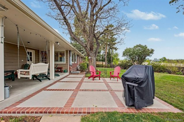 3047 S Holly Place, Denver, CO 80222