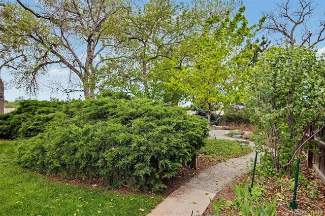 3047 S Holly Place, Denver, CO 80222