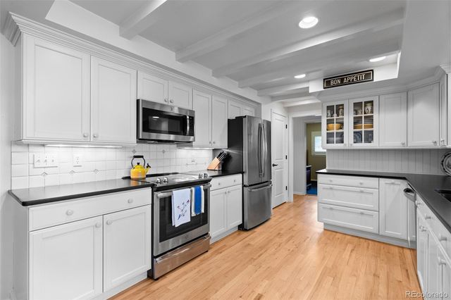 3047 S Holly Place, Denver, CO 80222