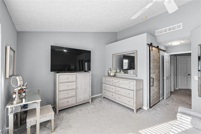 1463 Linton Lane, Broadview Heights, OH 44147