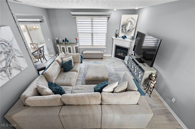 1463 Linton Lane, Broadview Heights, OH 44147