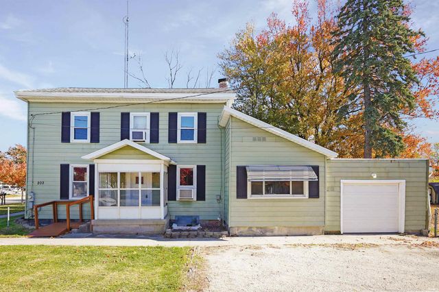 202 E Main Street, Silver Lake, IN 46982