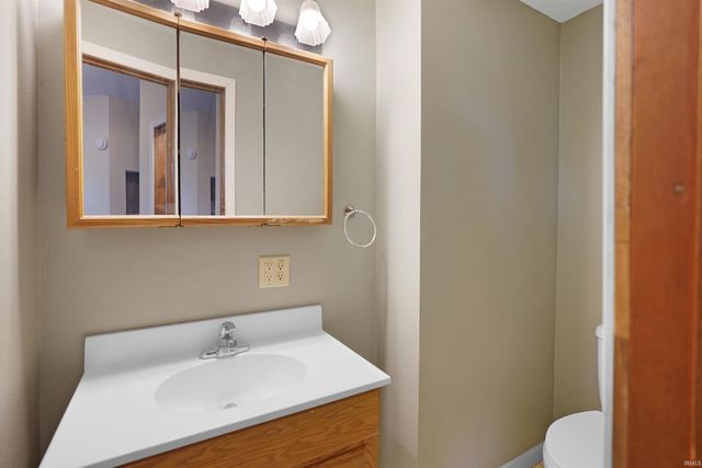 202 E Main Street, Silver Lake, IN 46982