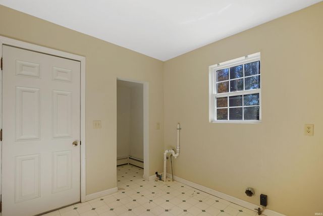 202 E Main Street, Silver Lake, IN 46982