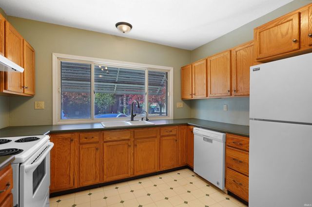 202 E Main Street, Silver Lake, IN 46982