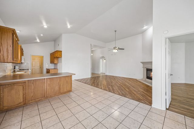 9528 Willow Branch Way, Fort Worth, TX 76036