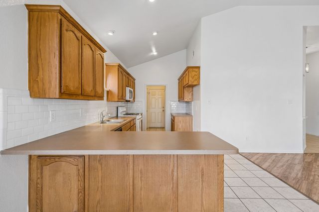 9528 Willow Branch Way, Fort Worth, TX 76036