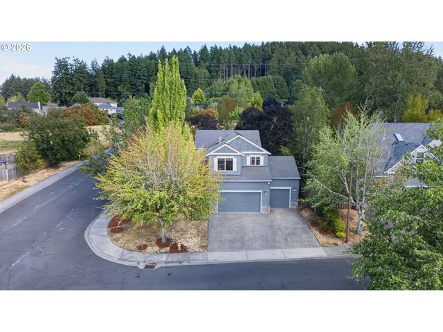 12604 Sw CREEKSHIRE Dr, Tigard, OR 97223