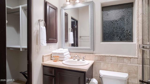 6920 E HUMMINGBIRD Lane, Paradise Valley, AZ 85253