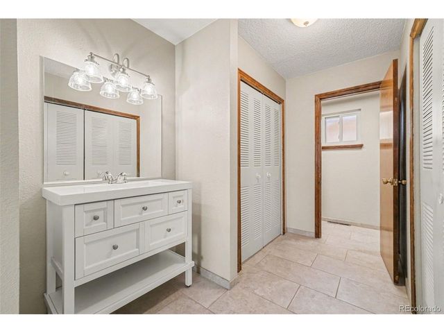 1119 Cholla Ln, Broomfield, CO 80020