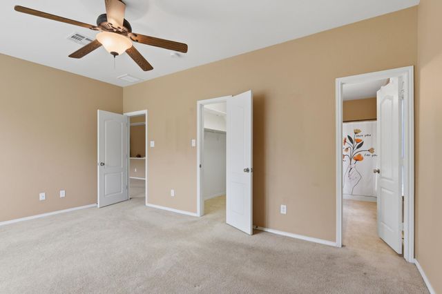 109 Silver Lace LN, Round Rock, TX 78664
