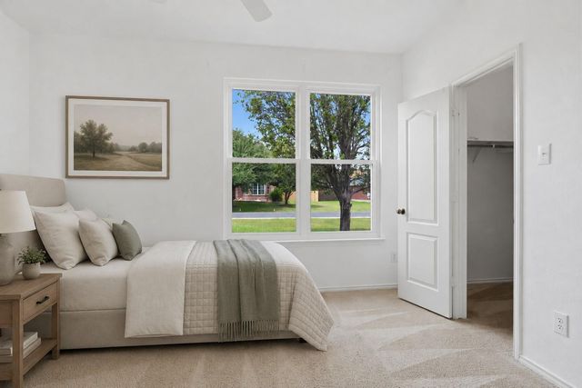 109 Silver Lace LN, Round Rock, TX 78664