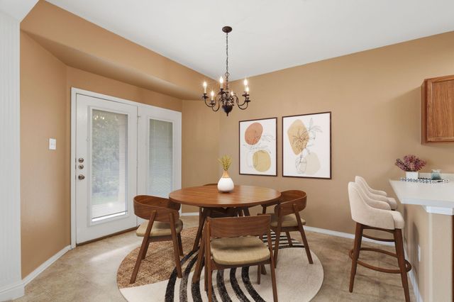 109 Silver Lace LN, Round Rock, TX 78664