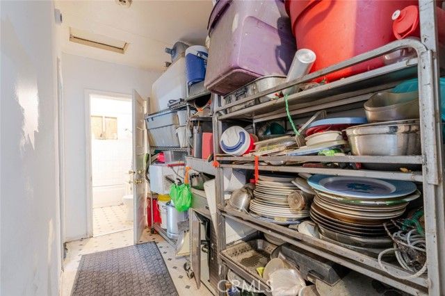 811 E 43rd Place, Los Angeles, CA 90011