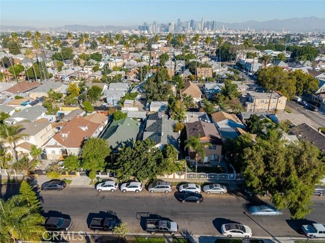 811 E 43rd Place, Los Angeles, CA 90011