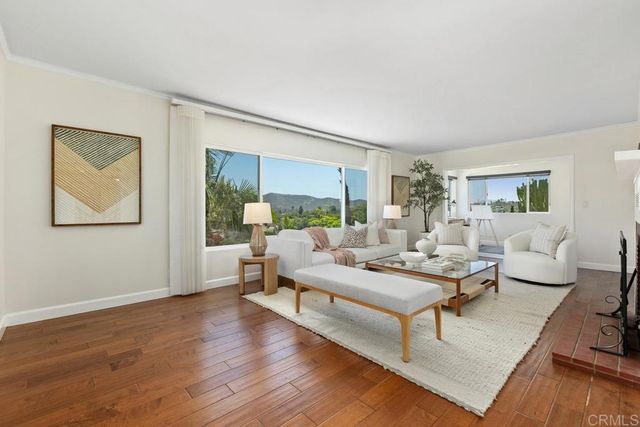 746 Sunrise Drive E, Vista, CA 92084