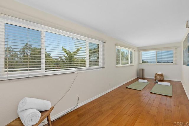 746 Sunrise Drive E, Vista, CA 92084