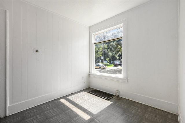 824 W Paterson Street, Kalamazoo, MI 49007