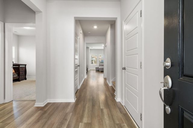 225 Red Bluff Street, Summerville, SC 29483