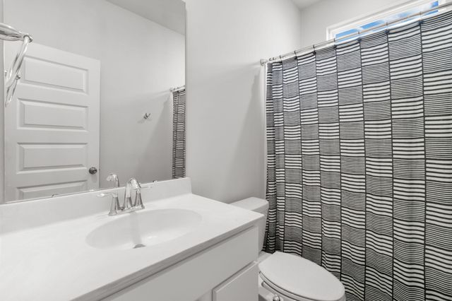 225 Red Bluff Street, Summerville, SC 29483