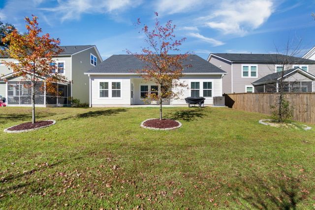 225 Red Bluff Street, Summerville, SC 29483