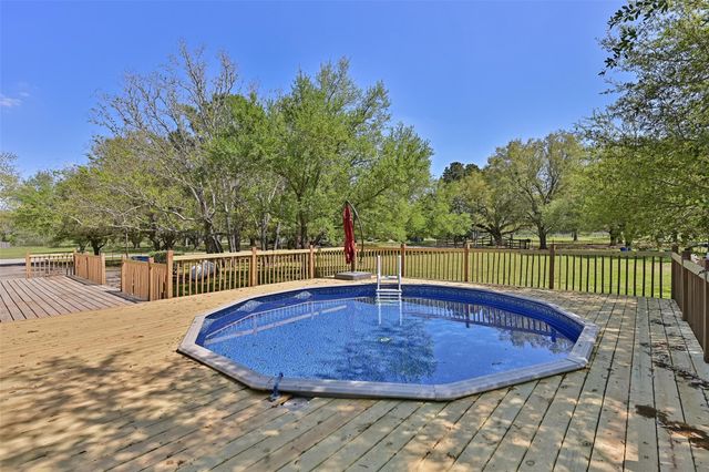 1 Wolfe Lane, Manvel, TX 77578