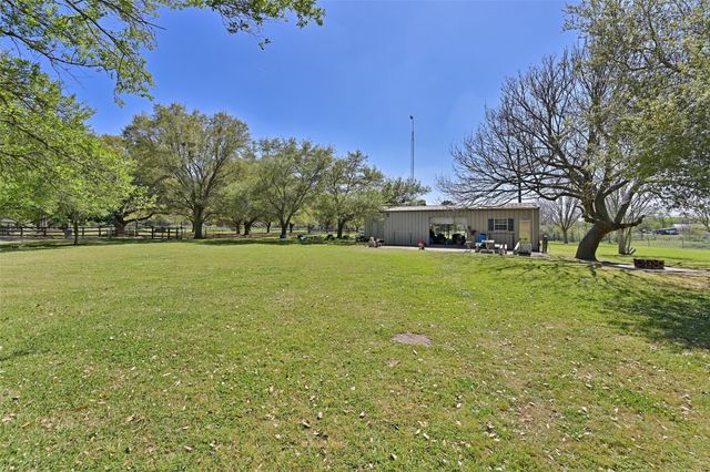1 Wolfe Lane, Manvel, TX 77578