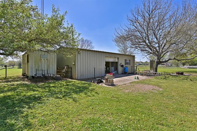 1 Wolfe Lane, Manvel, TX 77578