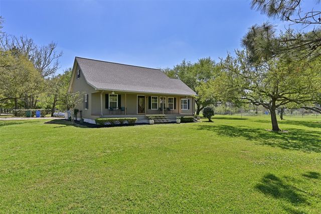 1 Wolfe Lane, Manvel, TX 77578