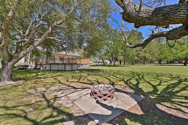 1 Wolfe Lane, Manvel, TX 77578