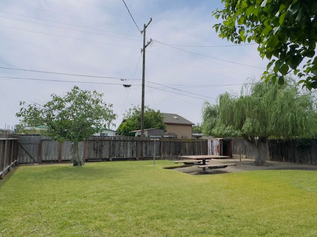 1205 Bell Avenue, Corcoran, CA 93212