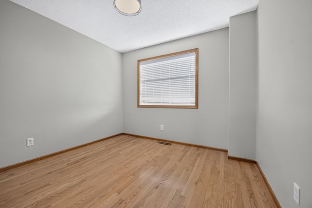 16755 Firestone Way, Farmington, MN 55024