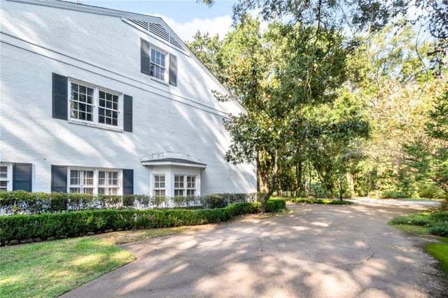 421 Tuthill Lane, Mobile, AL 36608