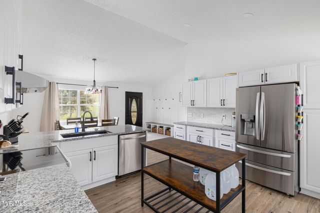 1069 Gray Station Road, Gray, TN 37615