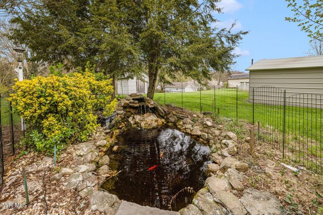 1069 Gray Station Road, Gray, TN 37615