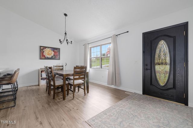 1069 Gray Station Road, Gray, TN 37615