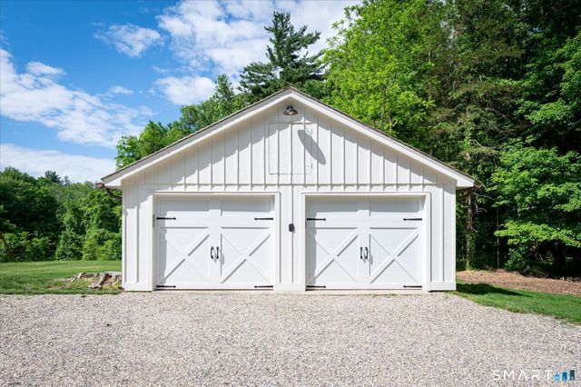 127 Limekiln Road, Redding, CT 06896
