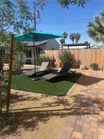 1065-A Franklin Avenue, Las Vegas, NV 89104