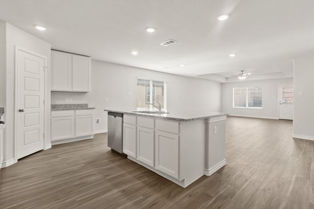 1020 Wind Drift Way, Fort Worth, TX 76131