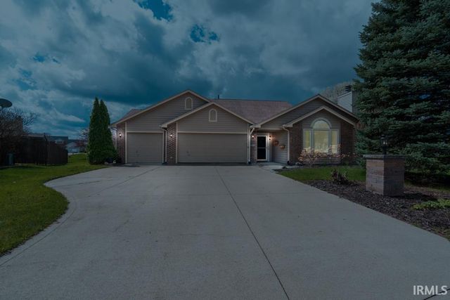 14831 Bitternut Lane, Fort Wayne, IN 46814