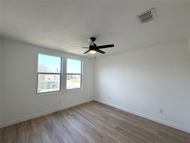 2621 Shorecrest Drive, Little Elm, TX 75068