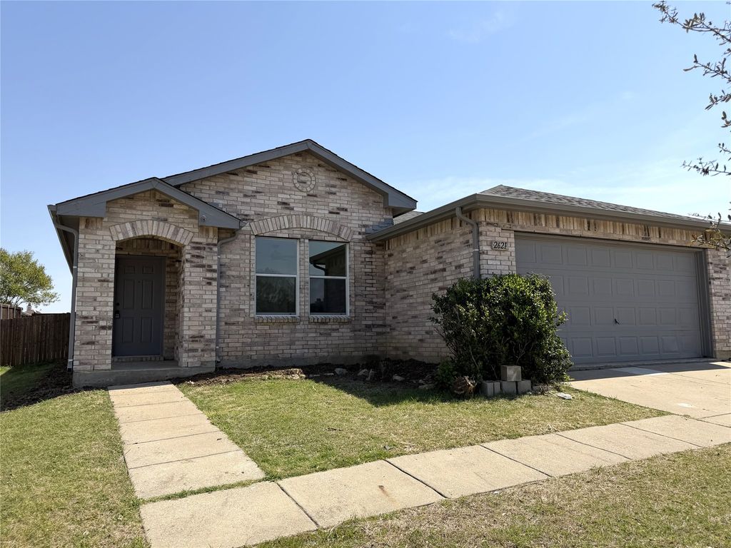 2621 Shorecrest Drive, Little Elm, TX 75068